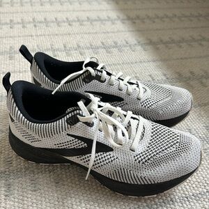 Brooks Revel 5 Tennis Shoes